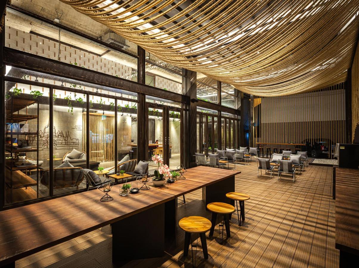 Navakitel Design Hotel Nakhon Si Thammarat Exteriör bild