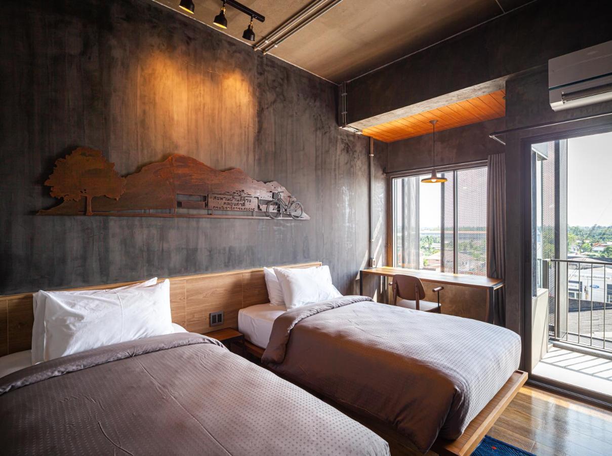 Navakitel Design Hotel Nakhon Si Thammarat Exteriör bild
